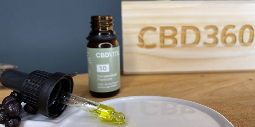 CBD Vital CBD Öl 10% 10ml Farbe