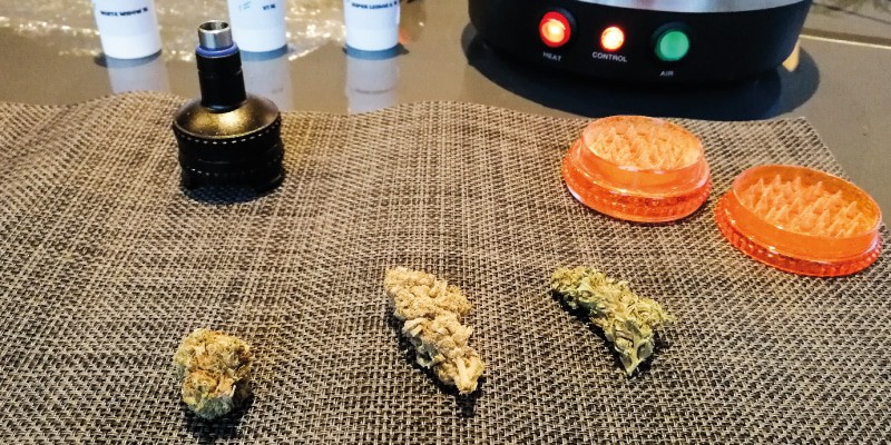 Ware des CBDler Shops fotografiert