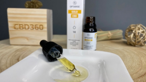 Optarise CBD Öl Gold 10% Farbe