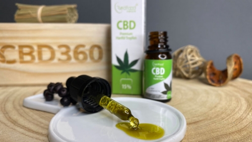 Redfood CBD Öl 15% 10ml Farbe